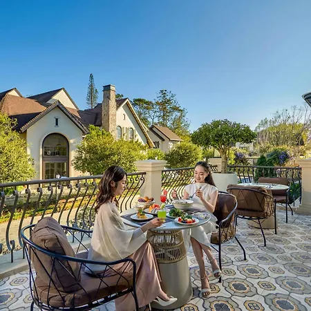 Grand Mercure Dalat-2