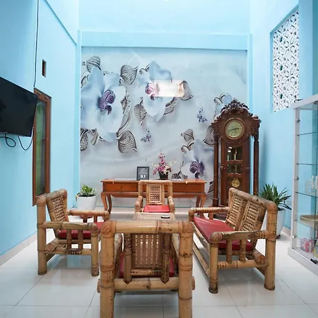RedDoorz Syariah near Monumen Jogja Kembali-2