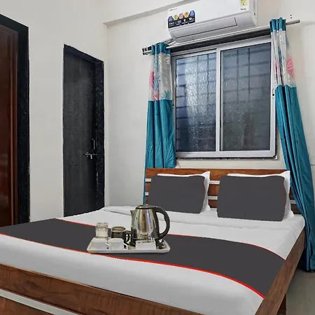 Spot On Hotel Deluxe-3