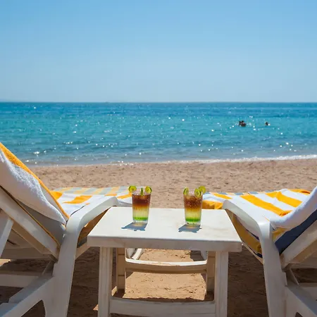 Royal Lagoons Resort & Aqua Park Families And Couples Only-2