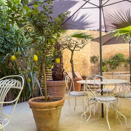 Le 215 Gambetta boutique hôtel en Provence-3