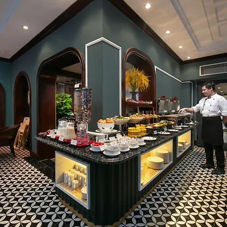 Salute Premium Hotel & Spa-3