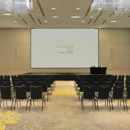 Courtyard By Marriott Bangkok Suvarnabhumi Airport-2