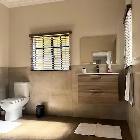 Family Garden Suite - Sleeps 4-2