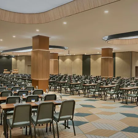 Moevenpick Hotel Istanbul Marmara Sea-3