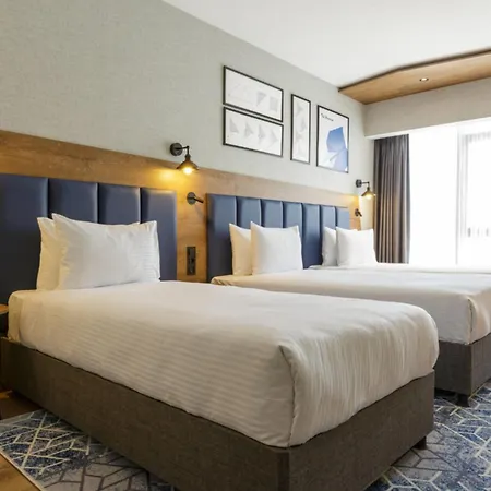Ramada Encore By Wyndham Istanbul Arnavutkoy-2