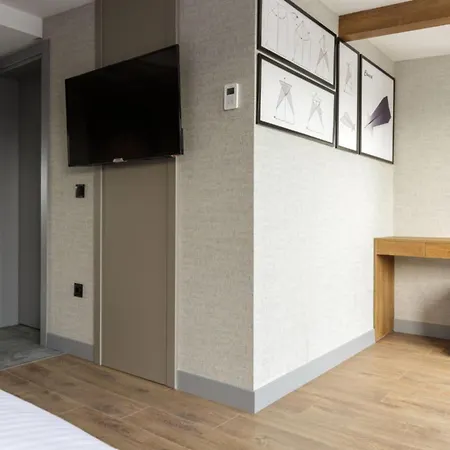 Ramada Encore By Wyndham Istanbul Airport Arnavutkoy-3