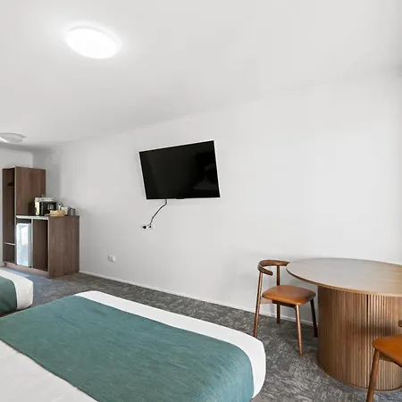 Sundowner Hotel Motel-3