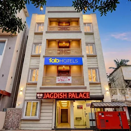 Fabhotel Jagadish Palace-2
