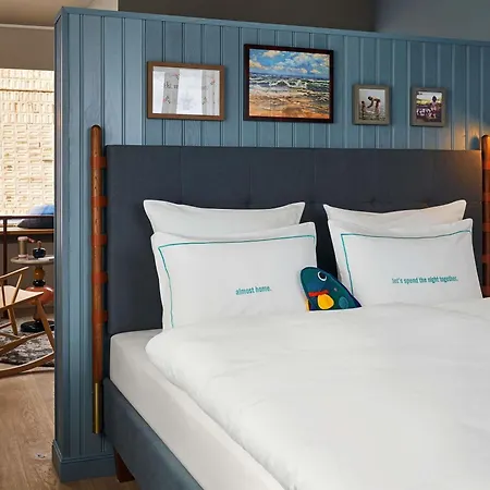 25Hours Hotel Paper Island-2
