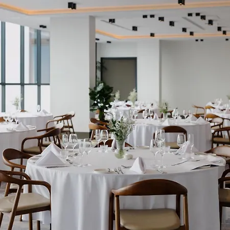 Crowne Plaza Adelaide Mawson Lakes By Ihg-2