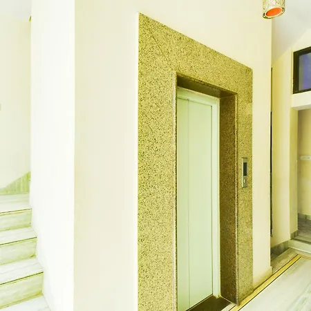 Hotel O Hotel Amer-3