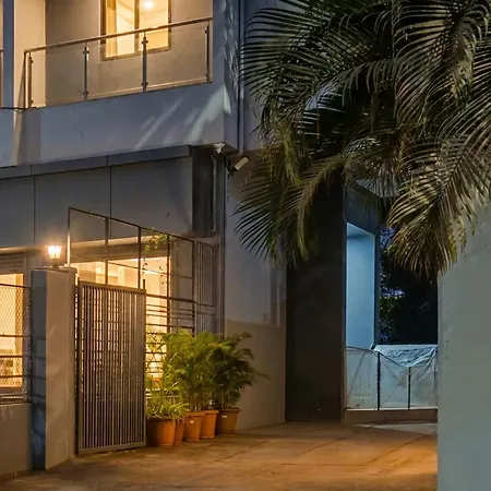 Townhouse Amanora Park Town Formerly Samrat Inn-3