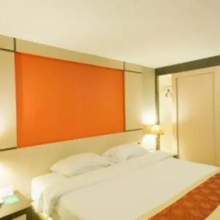 Hermes Palace Hotel Medan-2