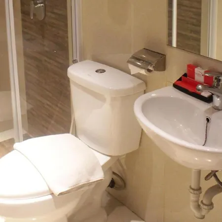 Redstar Hotel Jakarta-2