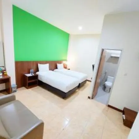 Oyo 987 Hotel Bina Darma-3