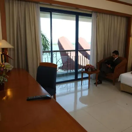 Makassar Golden Hotel-2