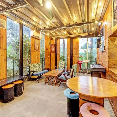 Oyo 92256 Sentosa Residence-2