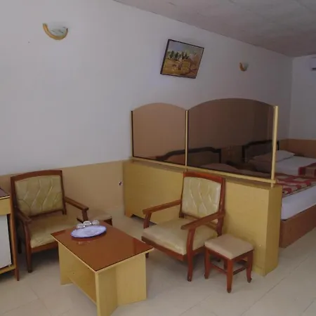 Thang Muoi Hotel-2