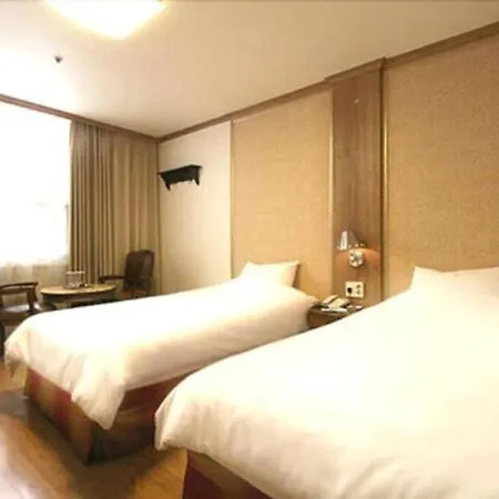 Hotel Olympic-2