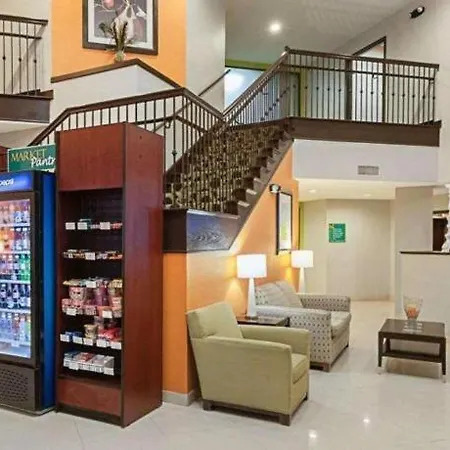 Quality Suites-3
