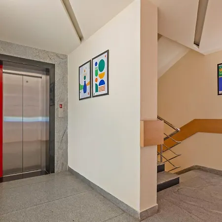 Treebo Premium Nestlay Rooms Nungambakkam-2