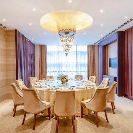 Regal Plaza Hotel & Residence Waigaoqiao-3