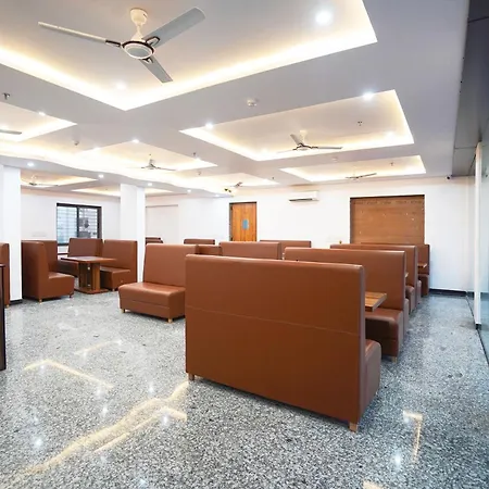 Hotel O Raj Gharana-2