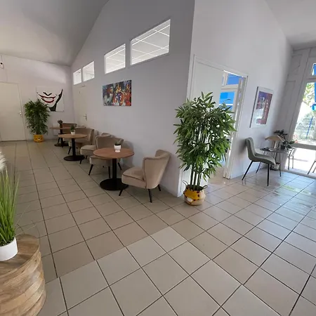 Cit'Hôtel Parc Hôtel-3