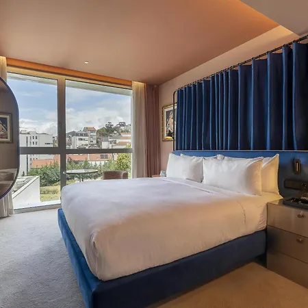 Cenica Porto Hotel, Curio Collection By Hilton-3