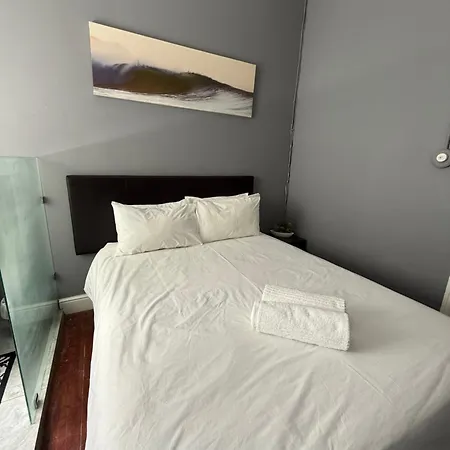 Capepod Sea Point-3