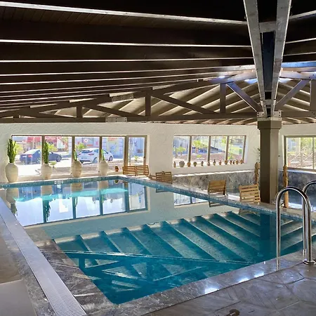 Marge Hotel Adult Only 12 Plus-3