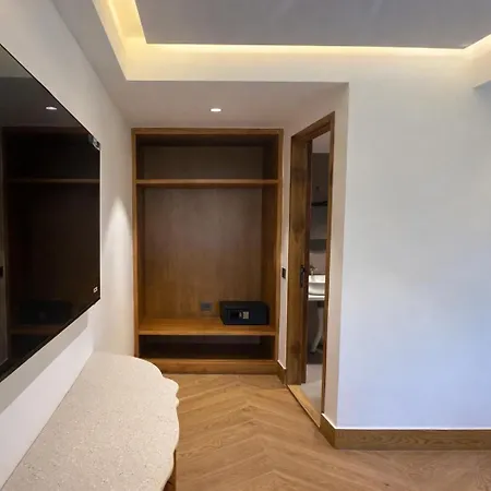 Ab'S Abode-A Boutique Hotel-3