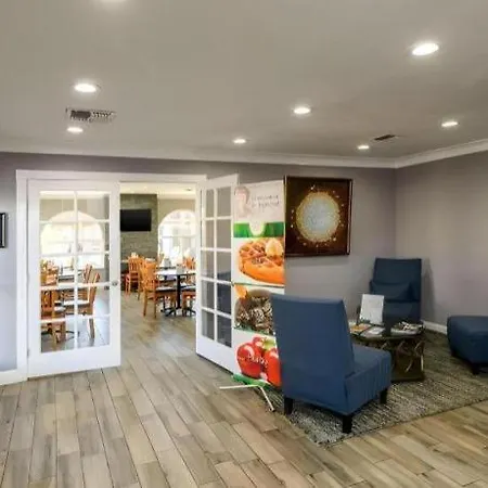Quality Inn Redding Near I-5-2