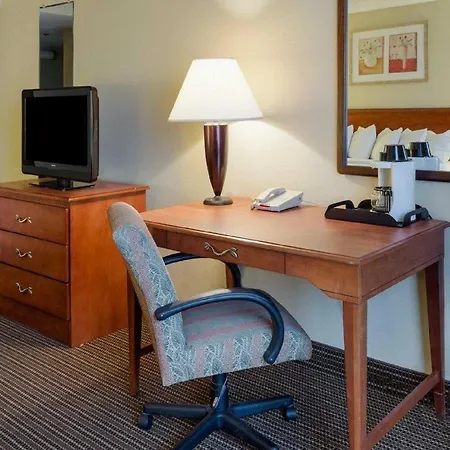 Rodeway Inn Greenville-2