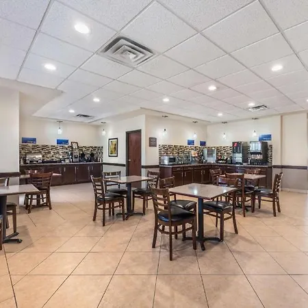 Best Western La Grange Inn & Suites-2