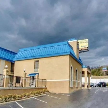 Quality Inn Near Martinsville Speedway-2