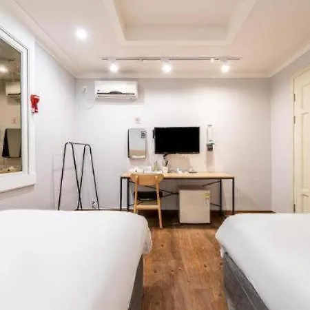 Check Inn Hotel-2