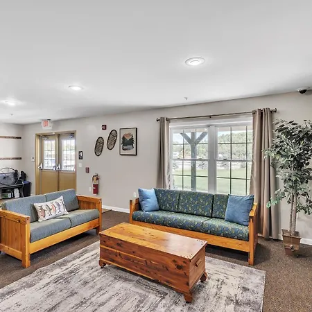 Green Goose Lodge-3