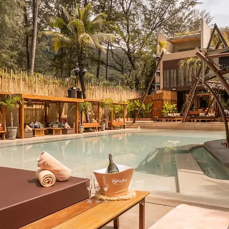Cafe Del Mar Phuket - Suite & Penthouse-2