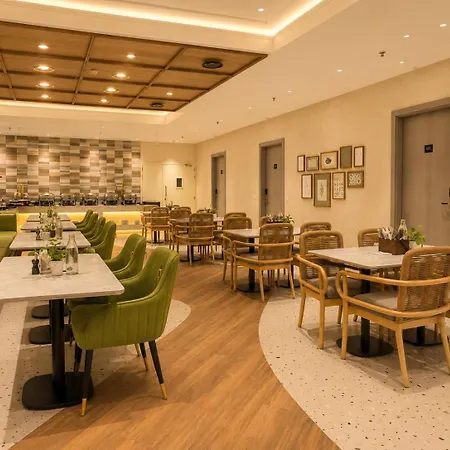 Iva Premium Delhi Airport - Free Airport Drop-3