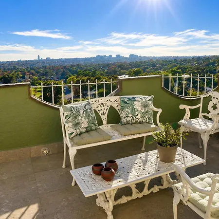 La Casa Blanca - Emmarentia, Johannesburg-3