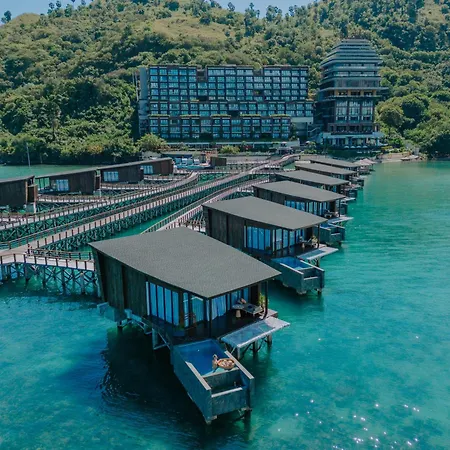Katamaran Hotel & Resort Komodo-2