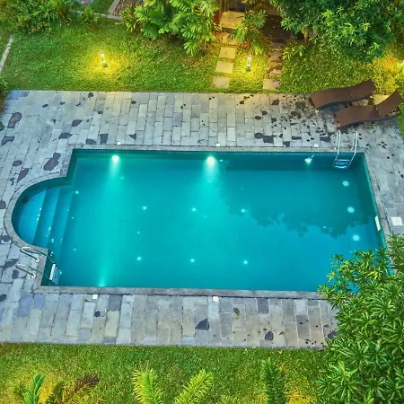 Voye Homes Signature Pool Resort Varkala , Just 950 M From Varkala Cliff And Beach-2