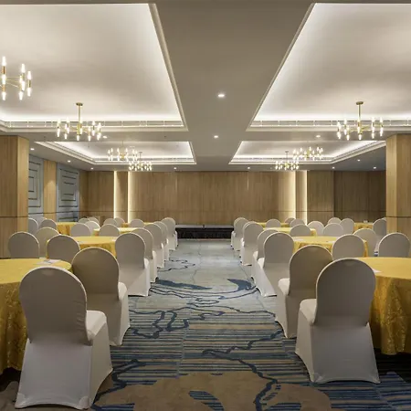 Park Inn & Suites By Radisson Thrissur East Fort-2