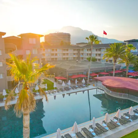 Senza Sunset Beach Hotel-3