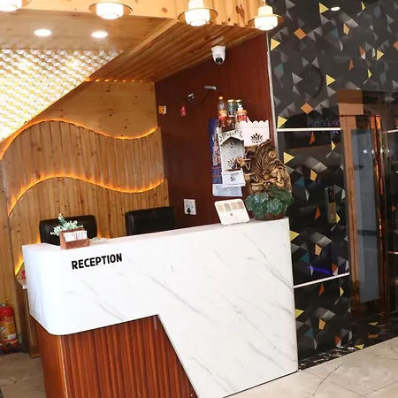 Hotel Strawberry-3