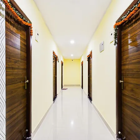 Hotel O New Dream Valley-3