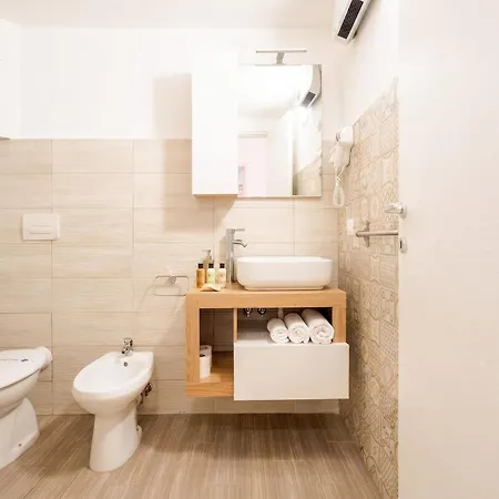 Vecchia Bari Apartments-2