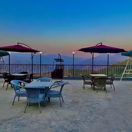Hotel Golden Temple View By La Casa With Swimming Pool-3